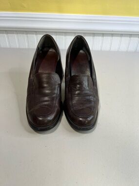 Nine West Classic Women’s Brown Leather Loafers